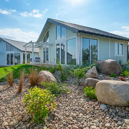 Osada Widoki, Wakacyjne 펜션 비치에