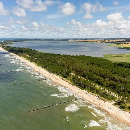 Osada Widoki, Wakacyjne 비치에