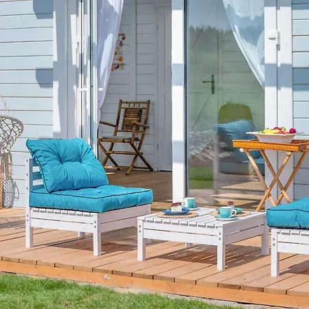 Osada Widoki, Wakacyjne Feriehus Wicie (West Pomeranian)