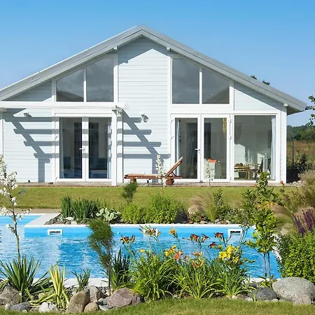 Osada Widoki, Wakacyjne * Wicie (West Pomeranian)