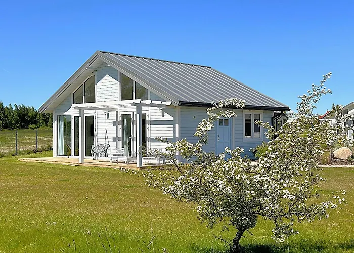 Osada Widoki, Wakacyjne Nyaraló Wicie