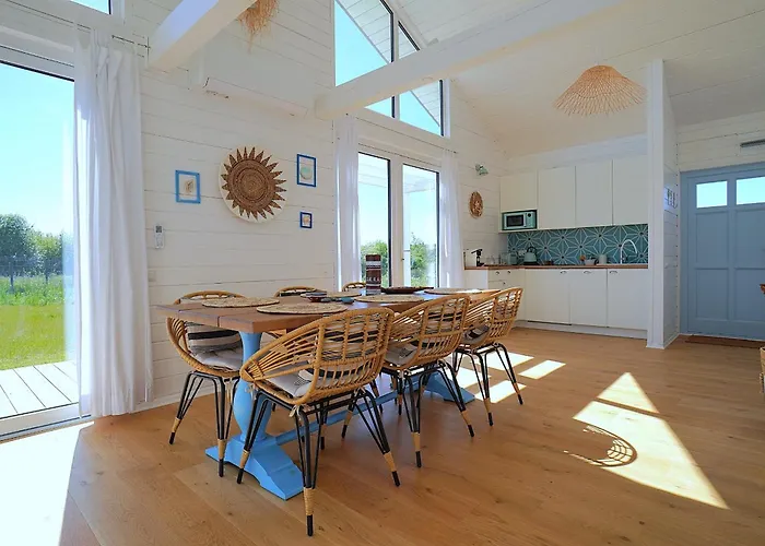 Osada Widoki, Wakacyjne Nyaraló Wicie