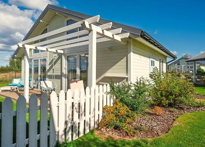 Osada Widoki, Wakacyjne Nyaraló *